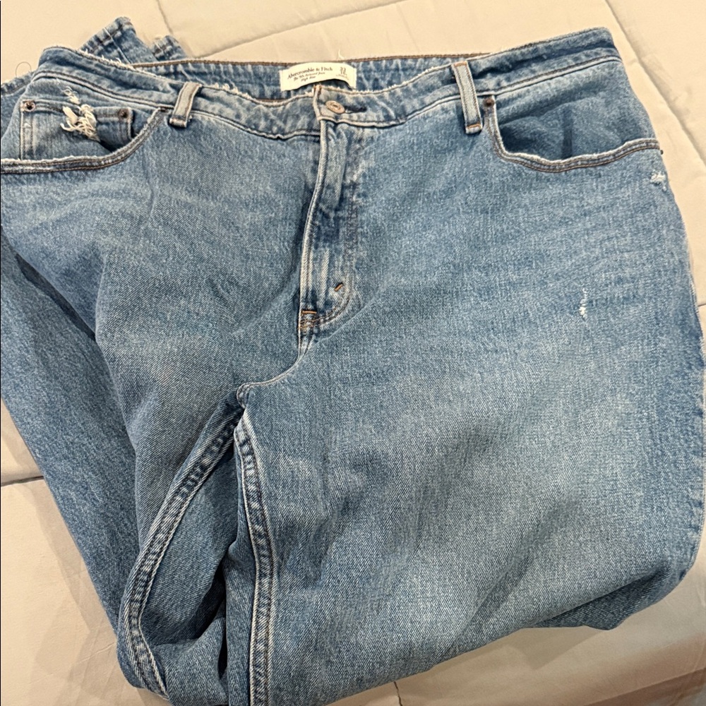Abercrombie & Fitch Women's Blue Straight Leg Jeans
